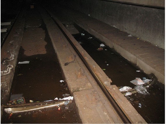 Betonl&auml;ngsbalkensanierung, U-Bahn