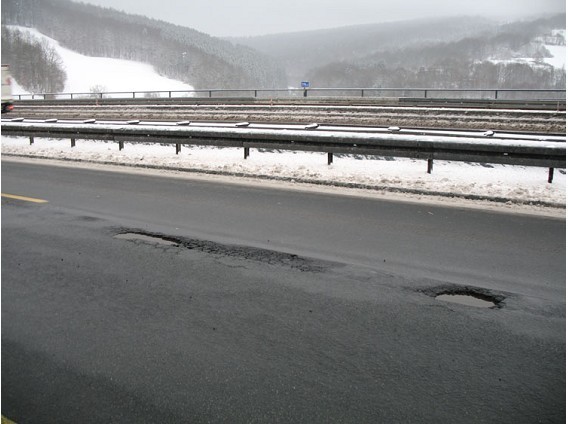 Sonderpr&uuml;fung Sinntalbr&uuml;cke