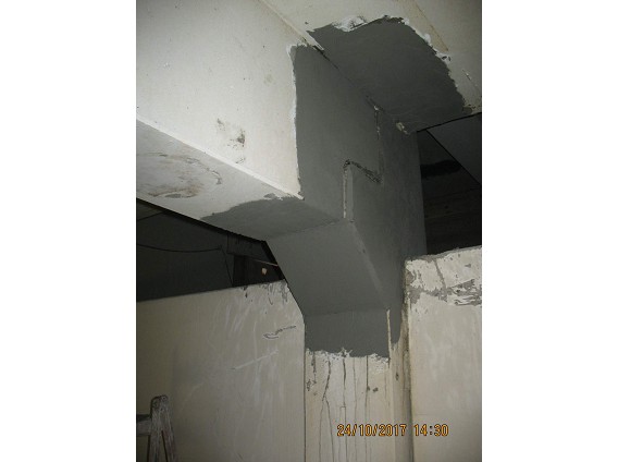 Parkhaus Domb&uuml;hler Stra&szlig;e