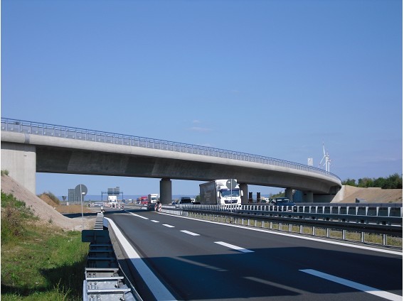 Overfly Br&uuml;cke A7 / A3 Biebelried